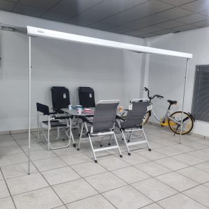 Mesa y 4 Sillas modelo confort gris