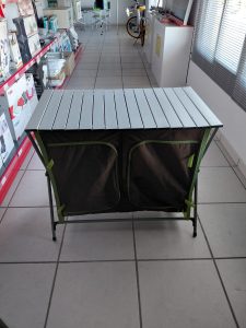 MESA SEMINUEVA